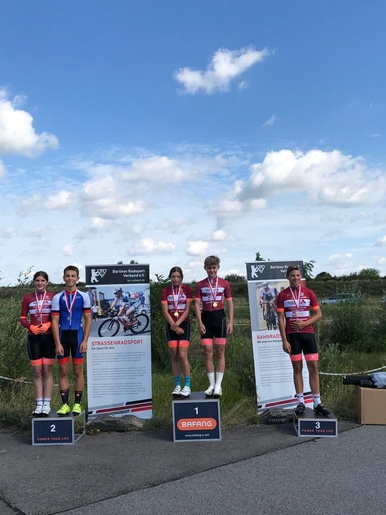 14 08 2021 BM Selchow U15m 1 Platz Tilman Leben 3 Platz Anton Arndt U15w 1 Platz Ella Grüneberg 2 Platz Helene Pacl Fotograf SC Berlin Abt Radsport