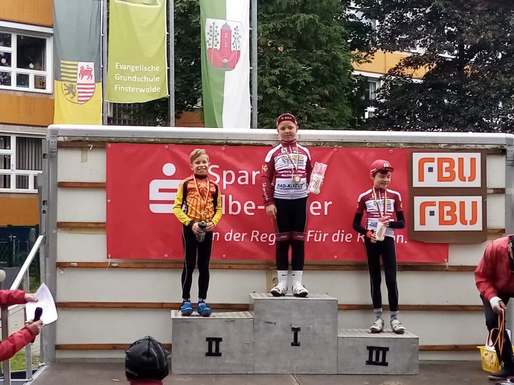19 09 2021 Finsterwalde Anfänger U11 1 Platz Lennon Priegnitz 3 Platz Ruben Bülow Fotograf SC Berlin Abt Radsport