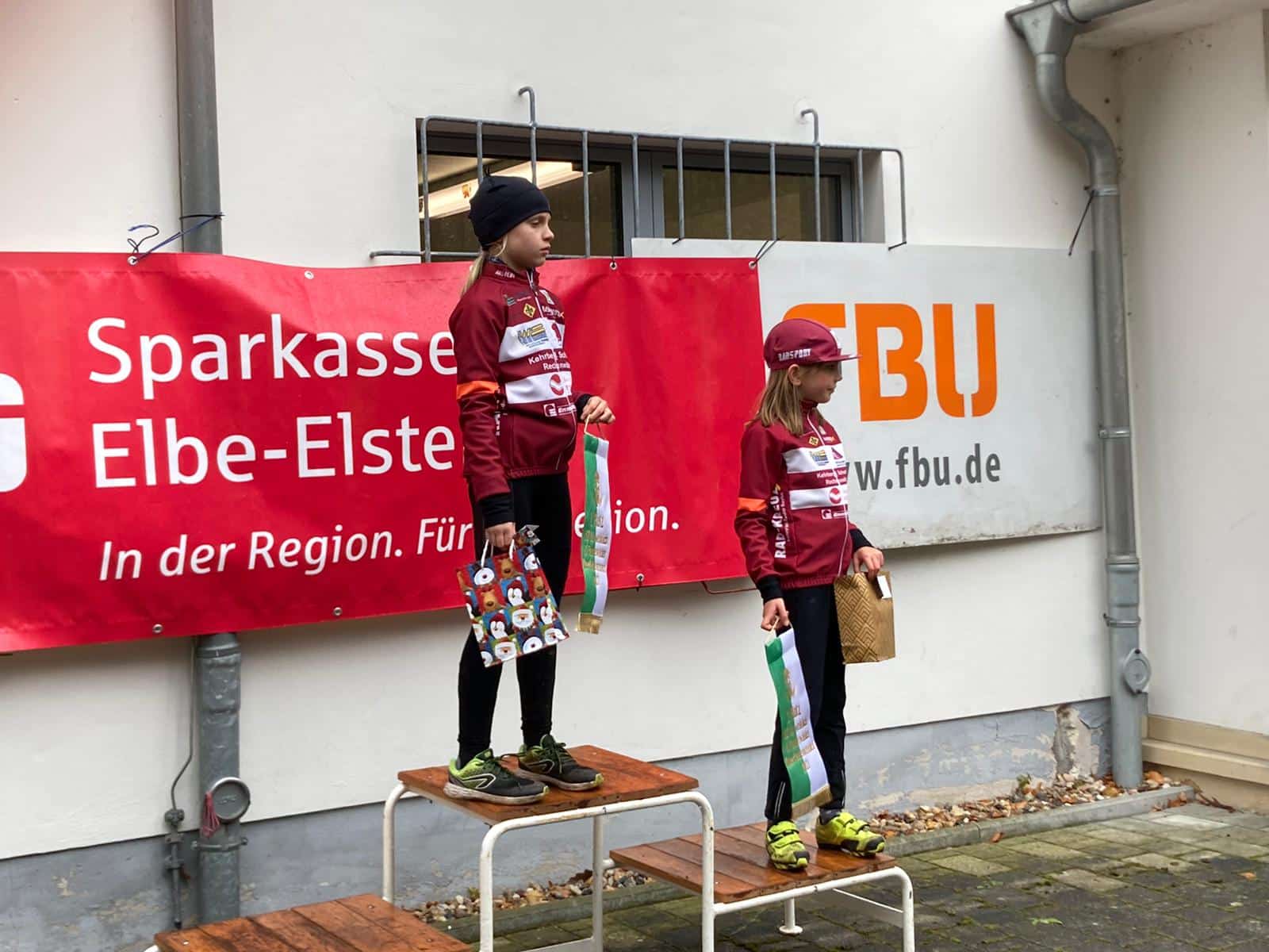 Berliner Cross Meisterschaften U11 1 Platz Martje Plamp 2 Platz Fiona Schmidmaier
