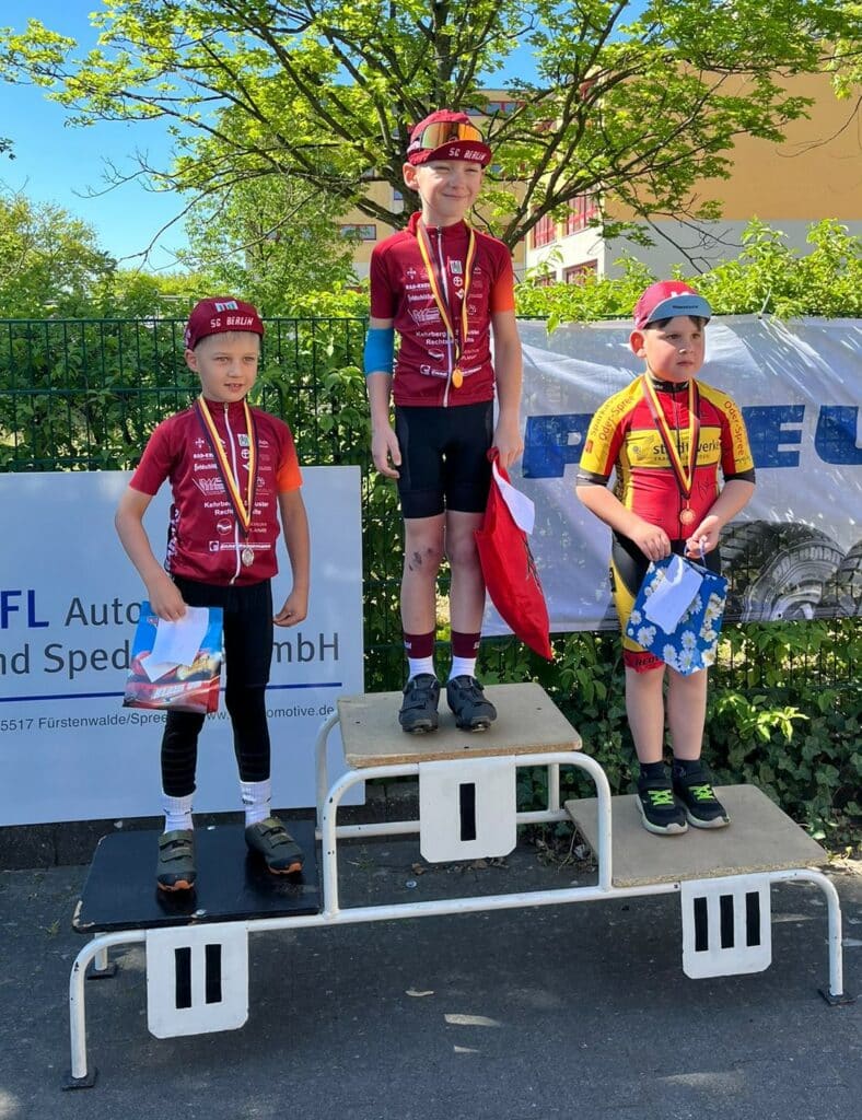 Fürstenwalde U11 Anfängerrennen 1 Platz Pepe Reinhardt 2 Platz Felix Wessel