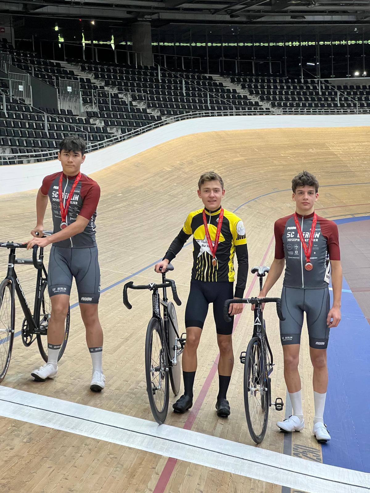 LVM Bahn U17m Punktefahren 2 Platz Fynn Duc Minh Hänelt 3 Platz Til Borrmann