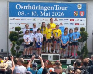Sportlerinnen und Sportler der Abteilung Tischtennis des SC Berlin